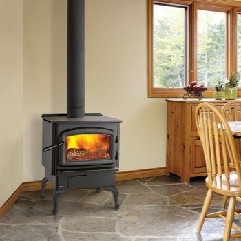 REGENCY kanadská krbová kamna Cascades F2500 MEDIUM s katalyzátorem