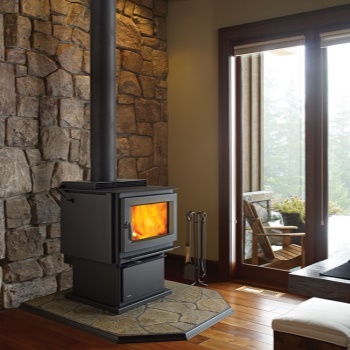 REGENCY kanadská krbová kamna Pro-Series F5200 EXTRA LARGE s katalyzátorem