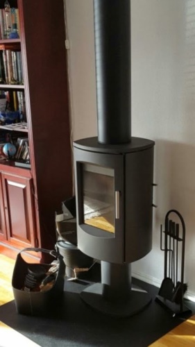 HETA krbová kamna Scan-Line 7D na noze - fixní